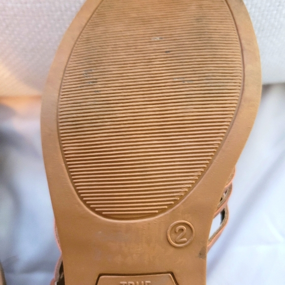 True Craft gladiator sandals for girls, sz. 2 - Picture 9 of 9